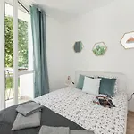 SuperApart Gagarina MiniStudio - near Łazienki Królewskie Warszawa