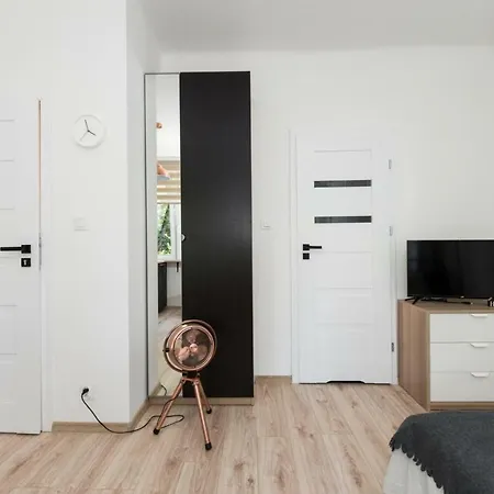 SuperApart Gagarina MiniStudio - near Łazienki Królewskie Apartament Warszawa