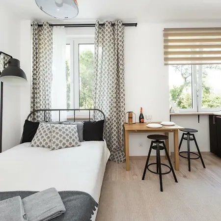 Superapart Gagarina Ministudio - Blisko Lazienek Krolewskich Daire *