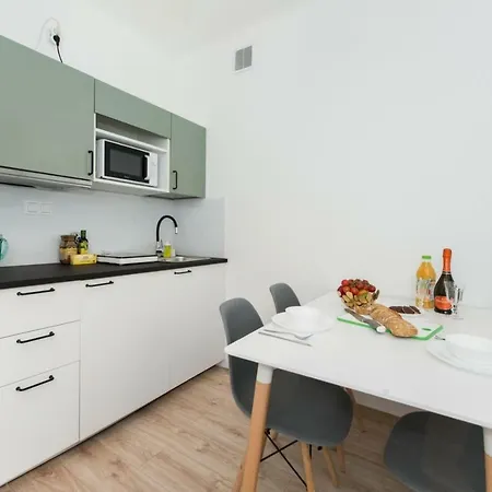 Superapart Gagarina Ministudio - Blisko Lazienek Krolewskich