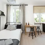 Superapart Gagarina Ministudio - Near Lazienki Krolewskie شقة *